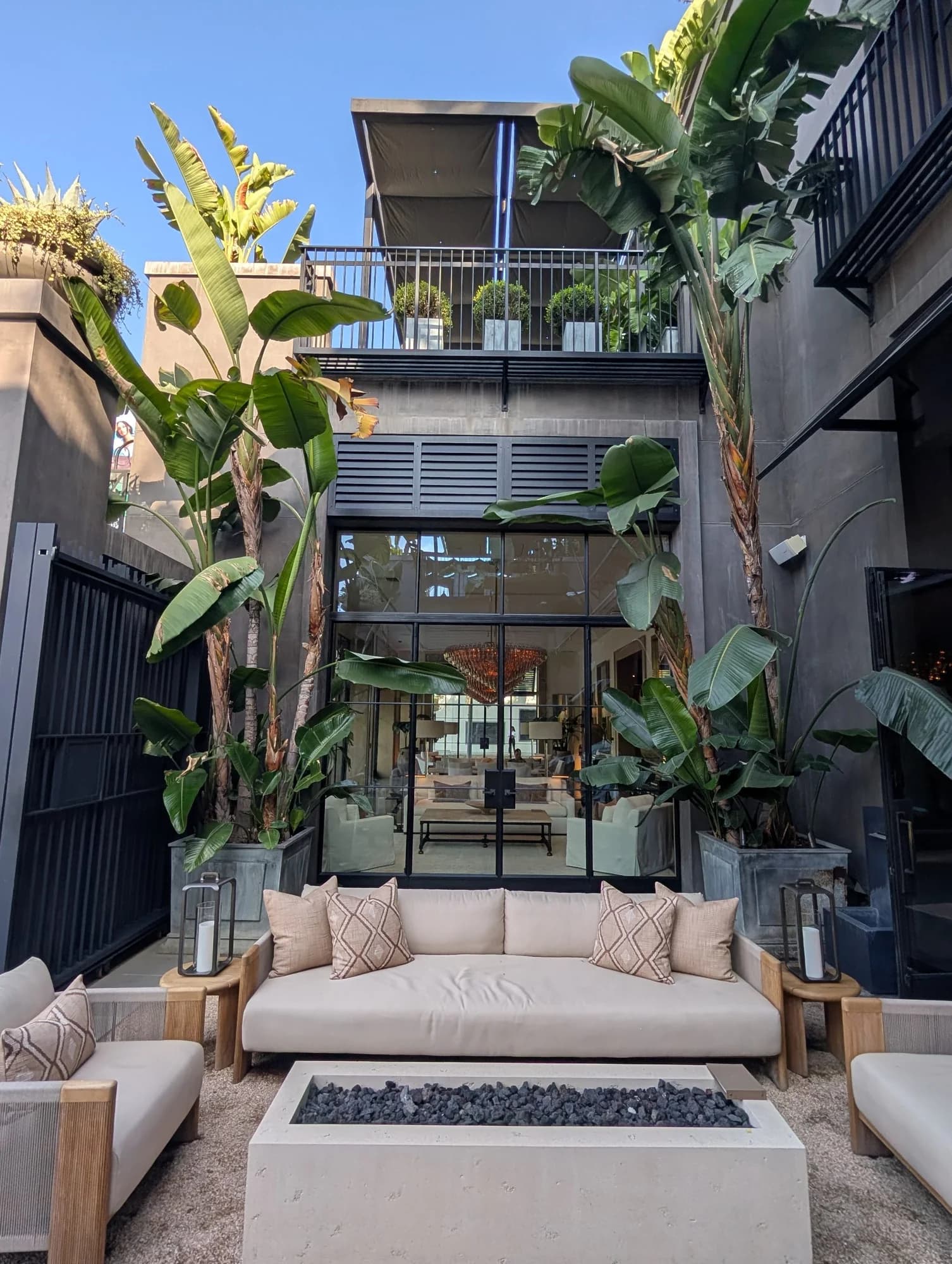 Showroom courtyard