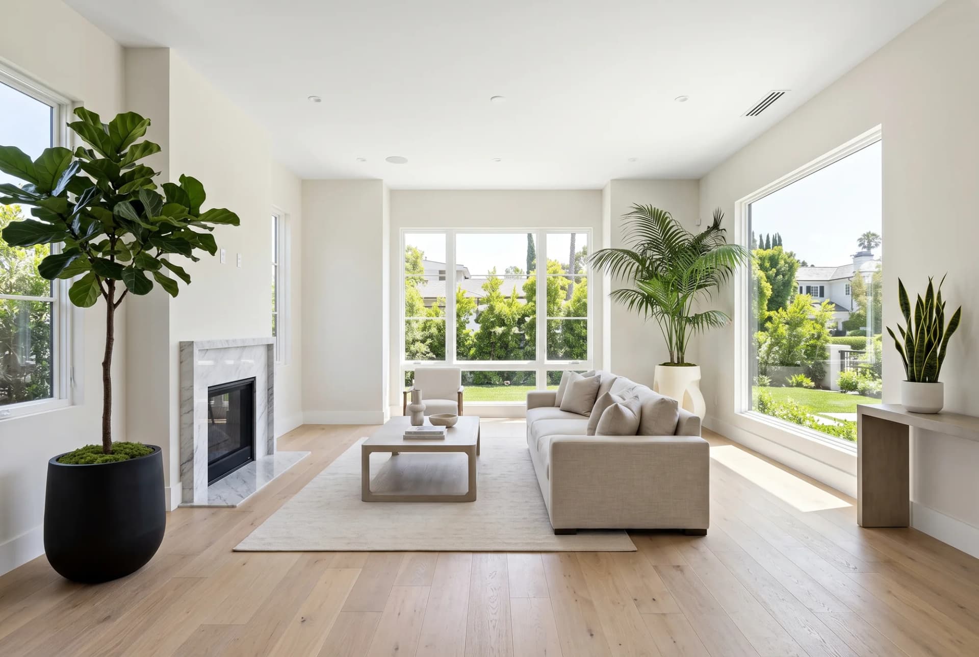 Listing on the market, Beverly Hills
